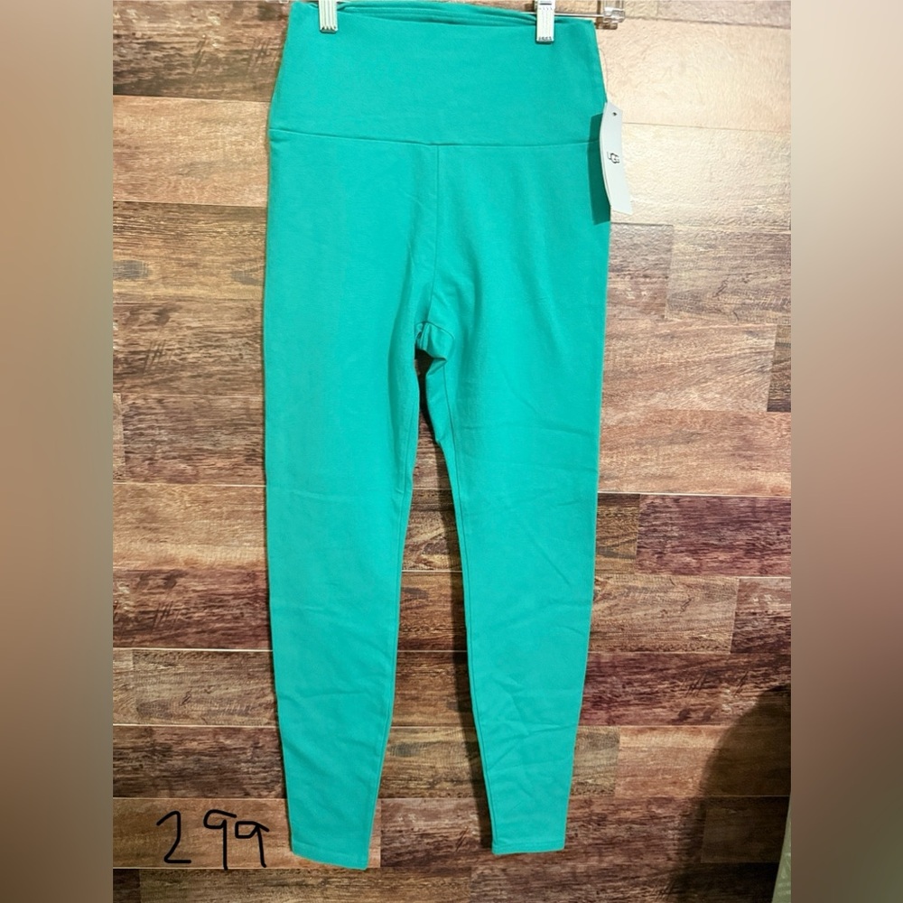 NWT UGG Green Saylor Leggings, Size M
#0299